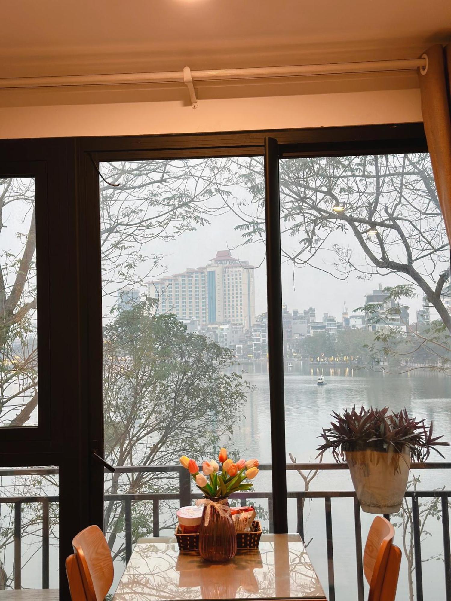 Windy Lakeview Studio Ha Noi Hanoi Kültér fotó
